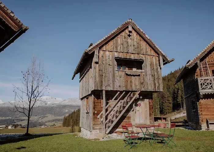 Augihuette 샬레 압티나우